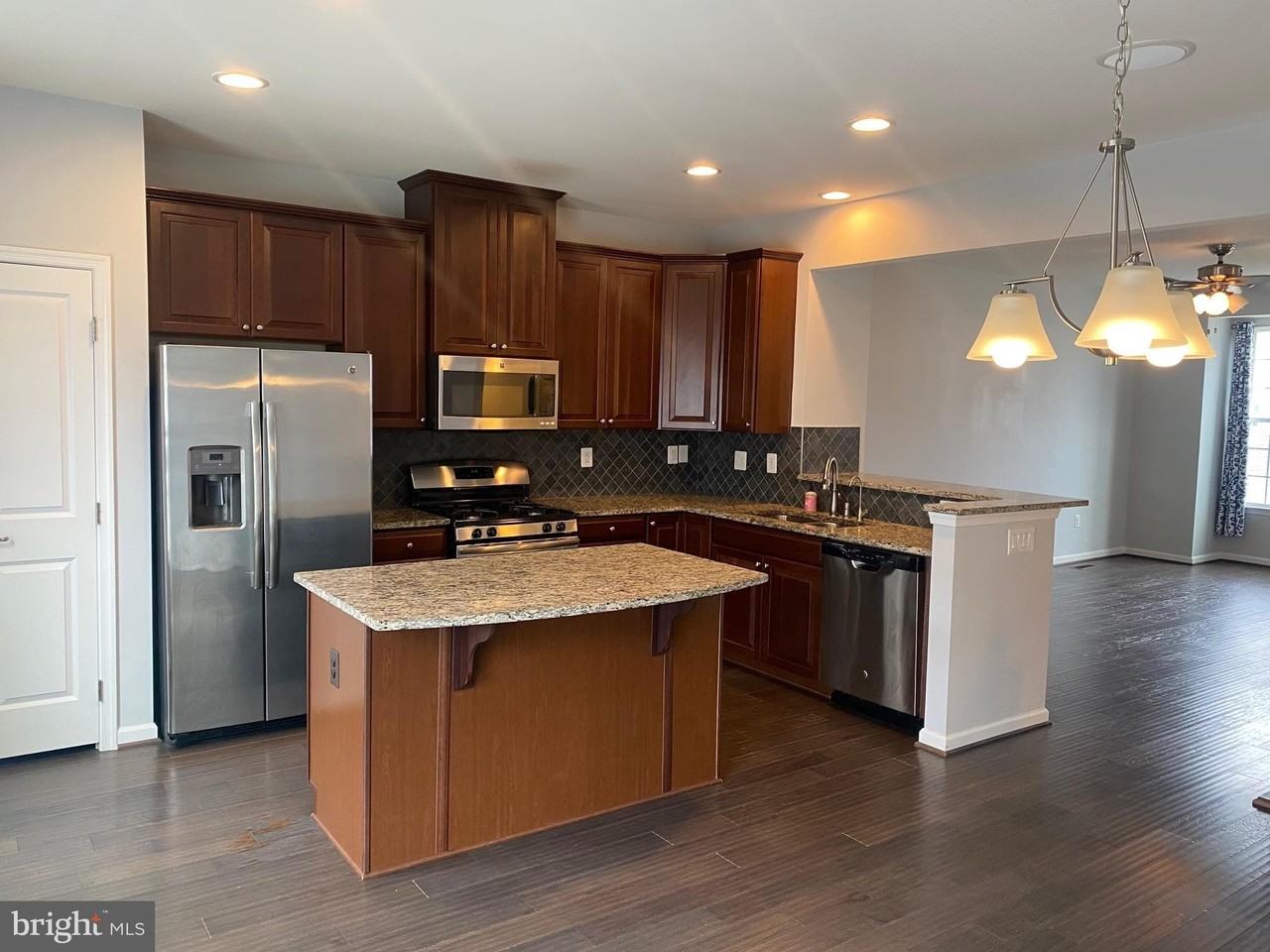 105 Chamomile Ct - Photo 3 of 29