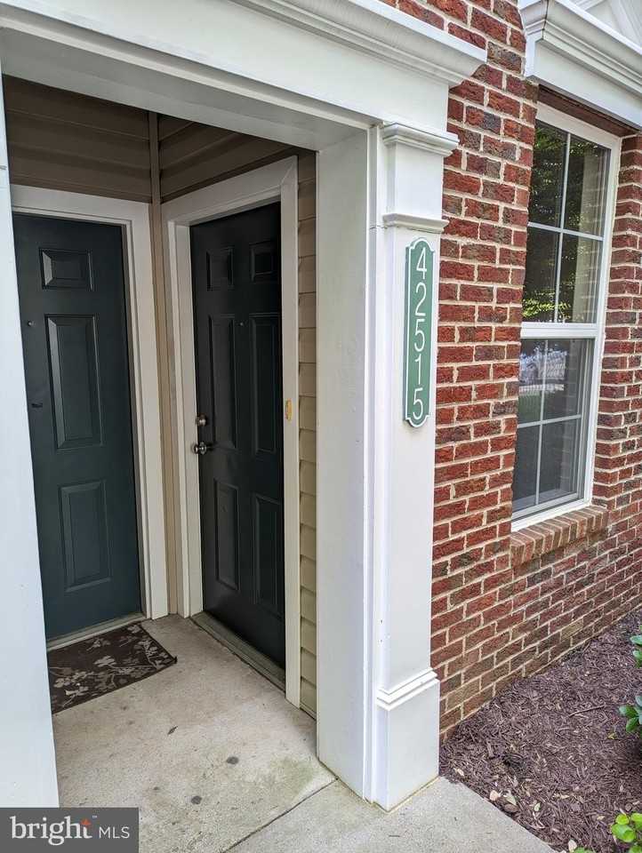 42515 Hollyhock Ter - Photo 3 of 23