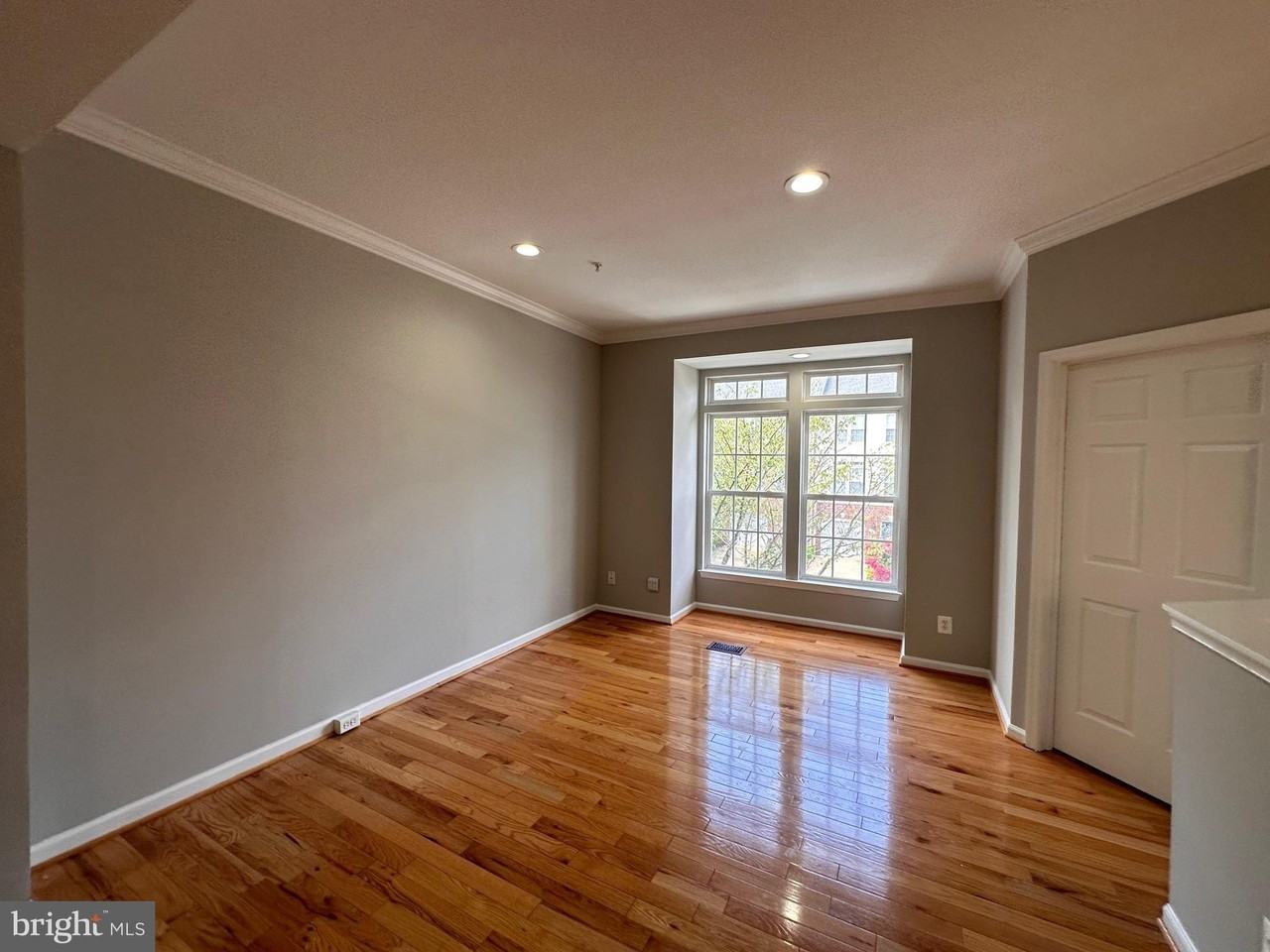 4065 Cressida Pl - Photo 7 of 22