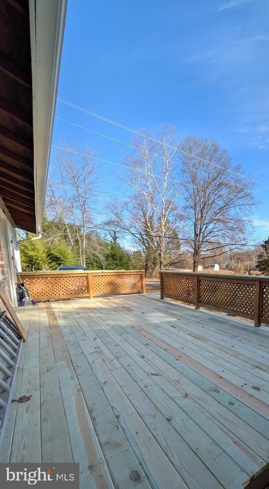 8105 Devlin Rd - Photo 7 of 16