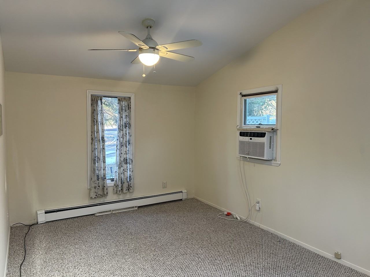 21 Treeview Dr - Photo 5 of 16