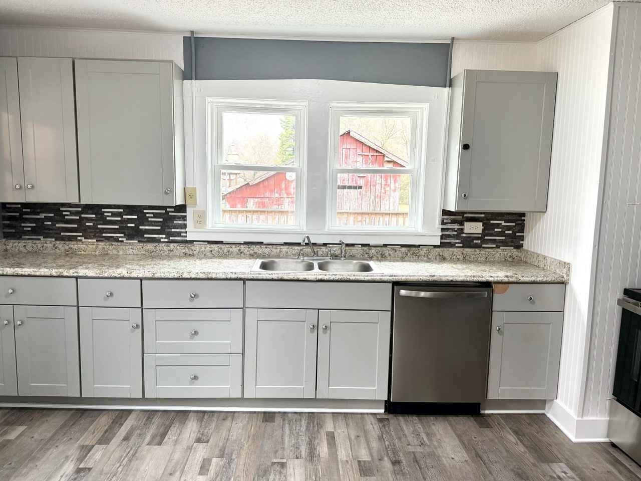 3003 Tyree Springs Rd - Photo 2 of 13