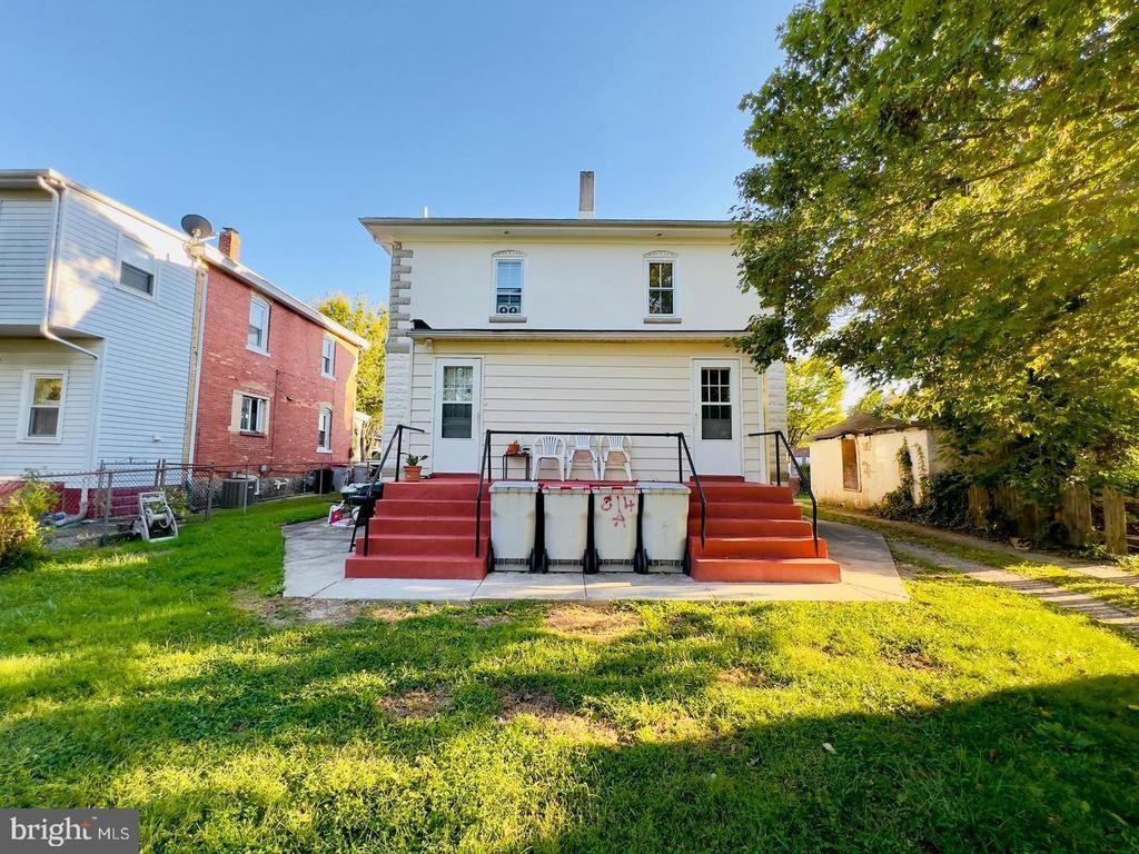 814 E Cherry St - Photo 5 of 15