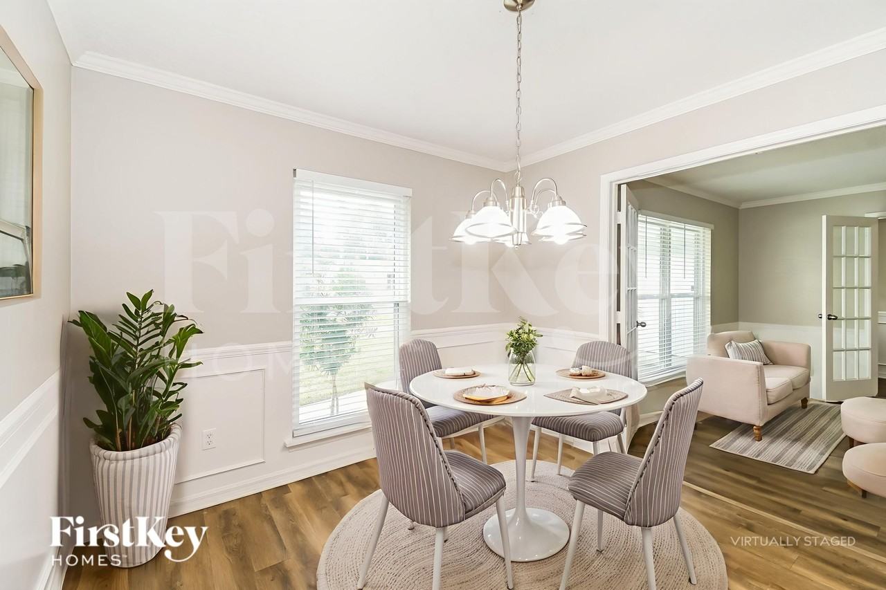 3254 Remler Dr S - Photo 7 of 19