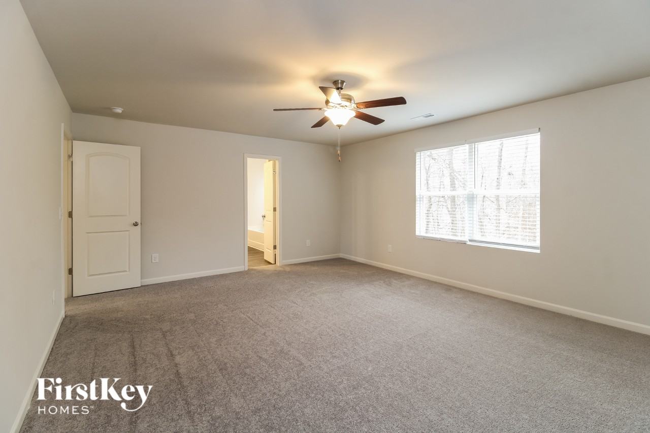 1618 Dodson St - Photo 6 of 15