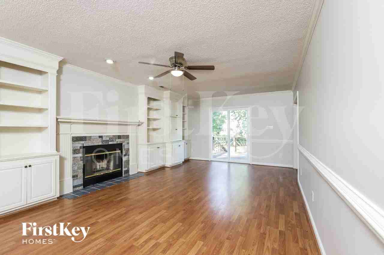 2071 Saponi Village Ct - Photo 2 of 15