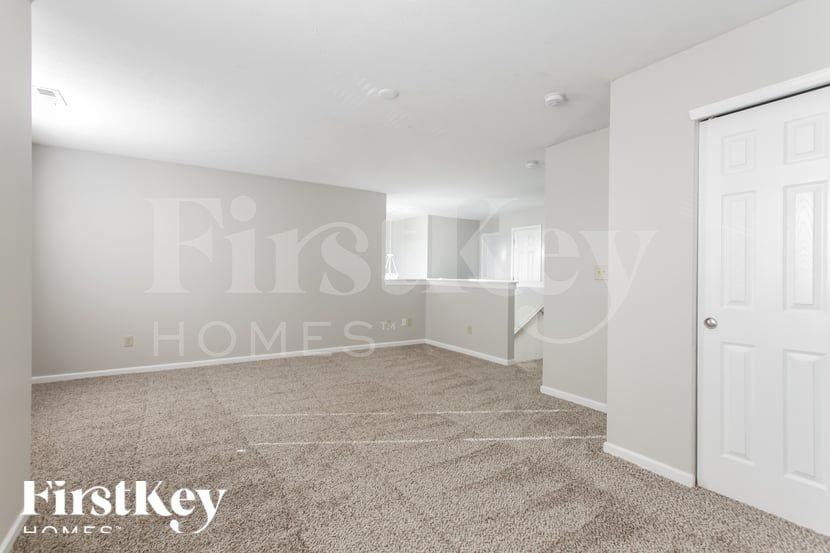 8542 Sansa St - Photo 6 of 15