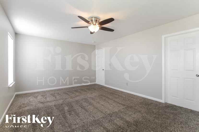 8542 Sansa St - Photo 7 of 15