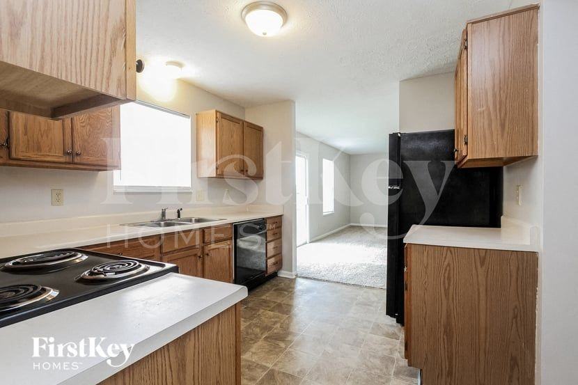 6452 Decatur Commons - Photo 7 of 15