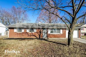 featured image of 3827 Monica Ct