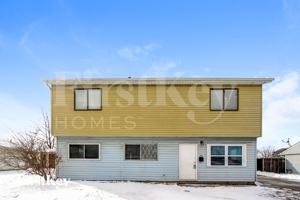 featured image of 2856 N Boehning St