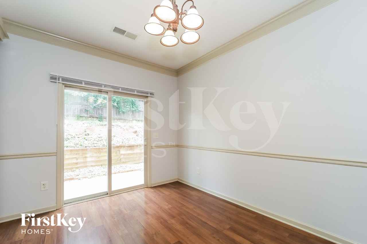 255 Bethany Manor Ct - Photo 5 of 18