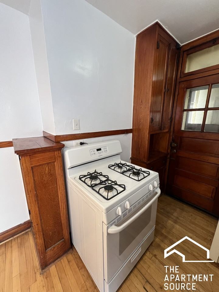 3150 N Linder Ave #1 - Photo 2 of 10