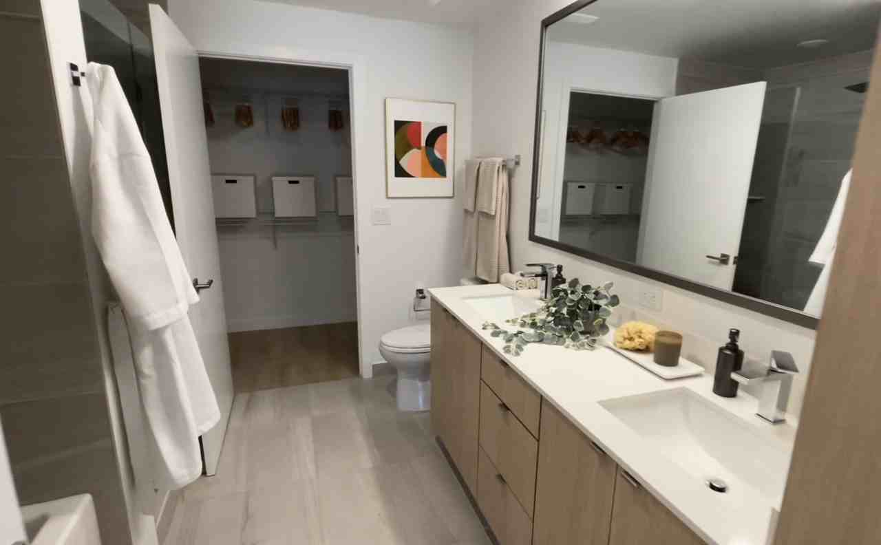 181 Ne 164th St #402 - Photo 6 of 14