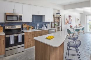 1821 Sw 29th St #707 - Photo 1 of 1