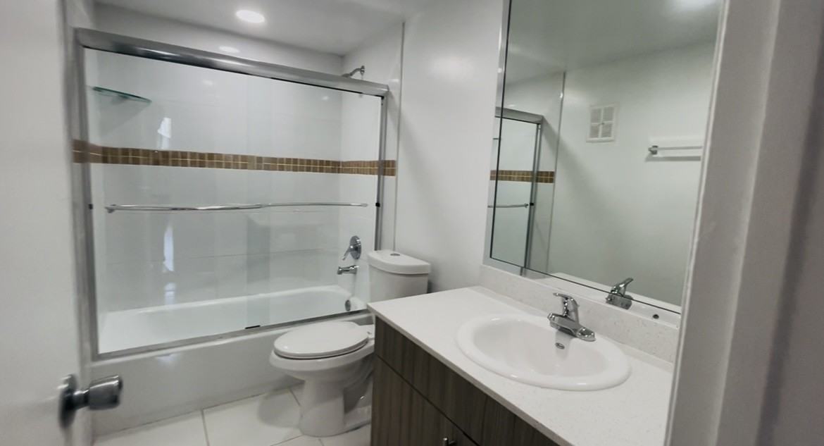 2676 W 12th Ave #308