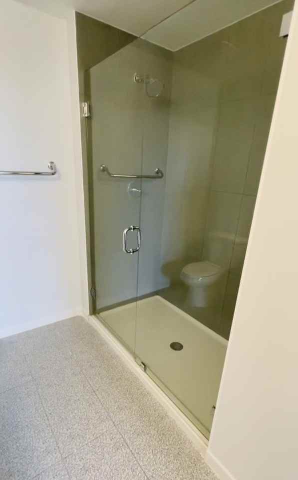 1345 Ne 117th St #204 - Photo 4 of 12