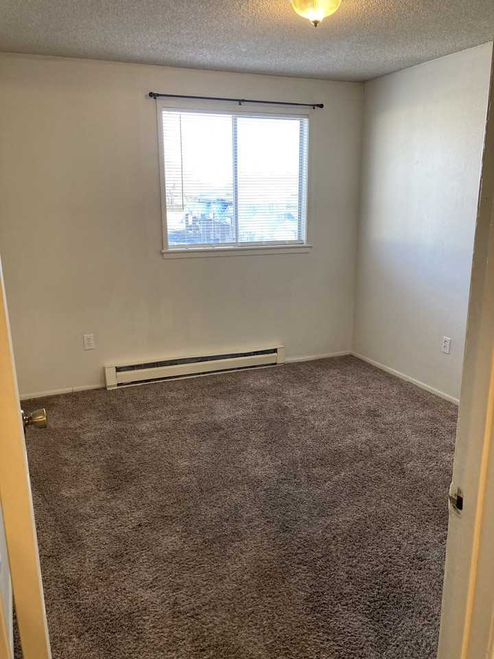 3010 N Stone St #3 - Photo 7 of 12