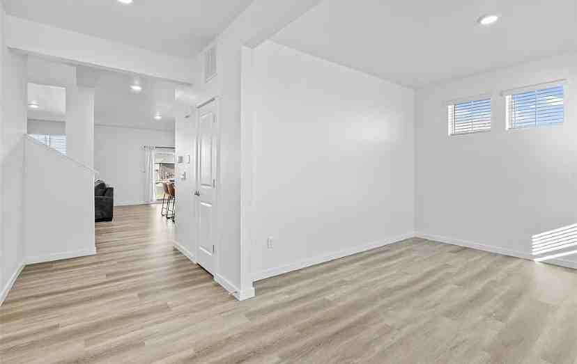 1907 Mount Monroe Dr - Photo 4 of 50