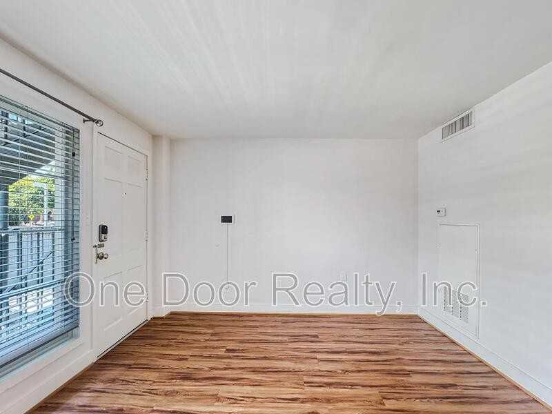 732 Scotland St #24 - Photo 5 of 18