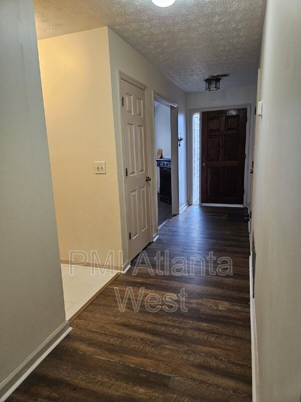 1580 Burnstone Dr - Photo 4 of 16