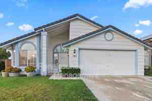 featured image of 165 Henry Ct