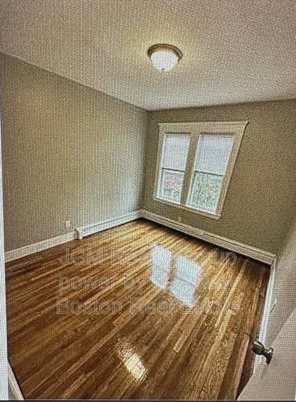 196 Washington St #U3 - Photo 3 of 4