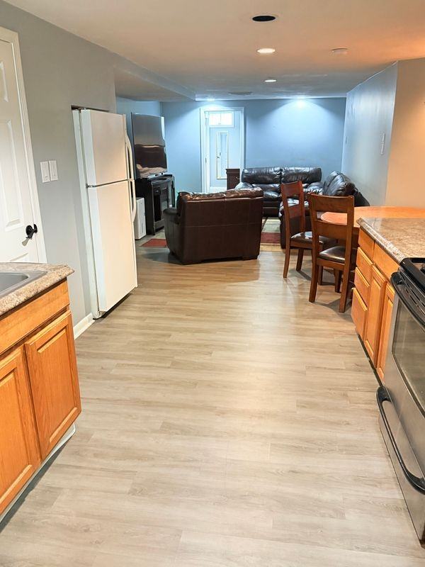 10 Lawrence Rd ##00 - Photo 2 of 12