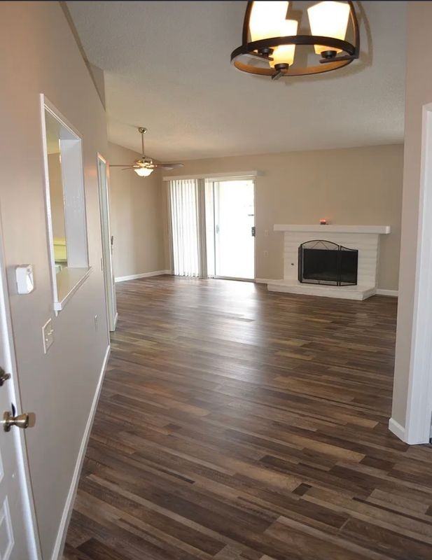 928 Summerfield St - Photo 4 of 18