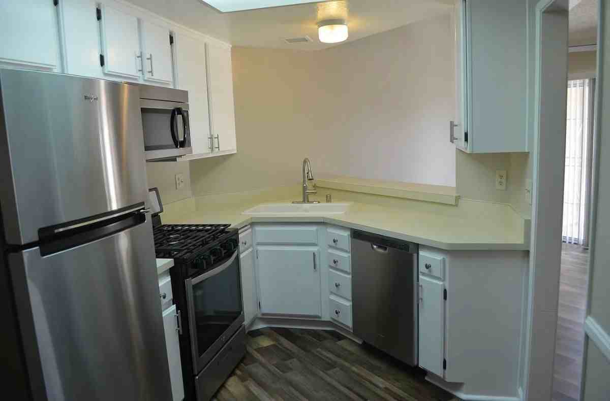 928 Summerfield St - Photo 7 of 18