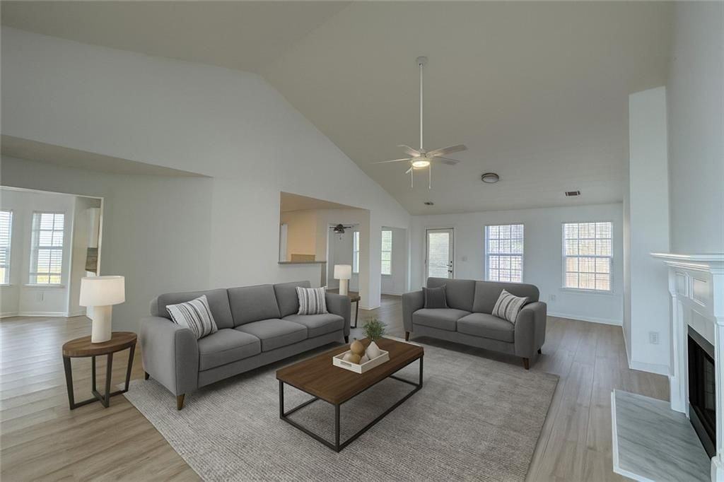 3720 Crescent Walk Ln - Photo 2 of 10