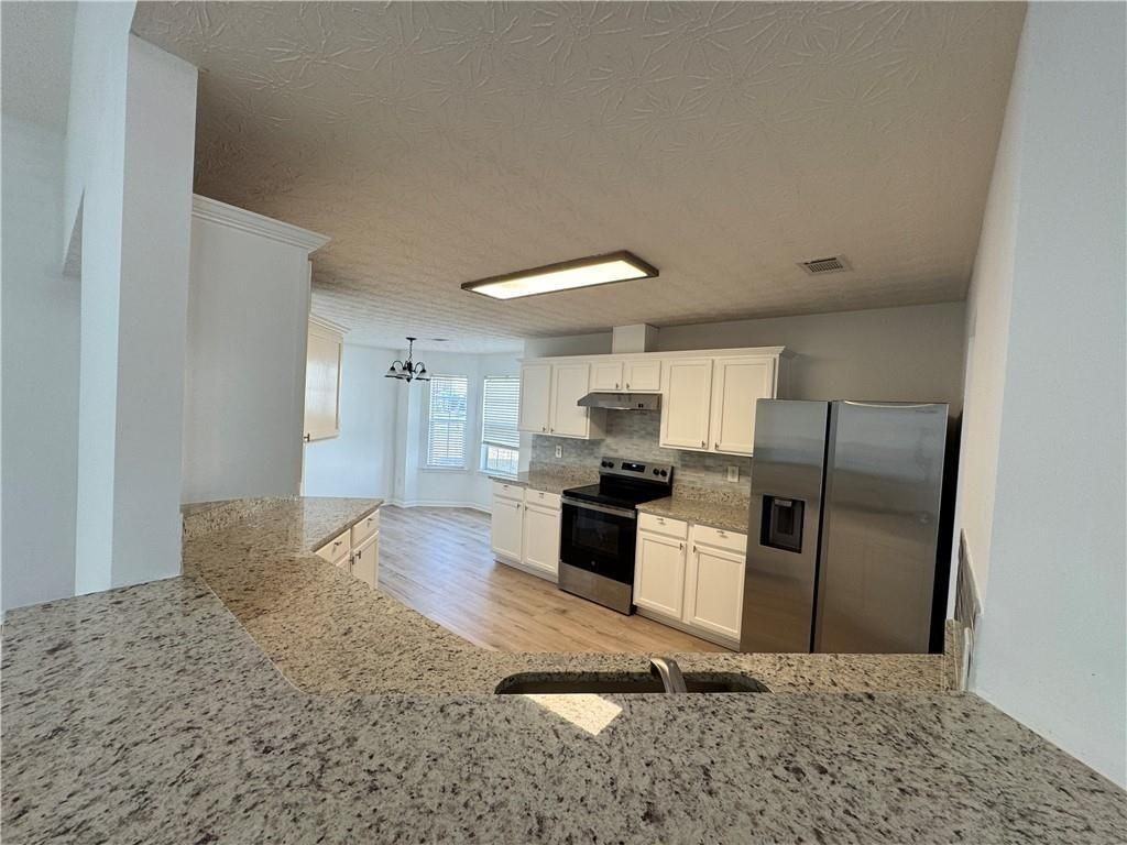 3720 Crescent Walk Ln - Photo 5 of 10