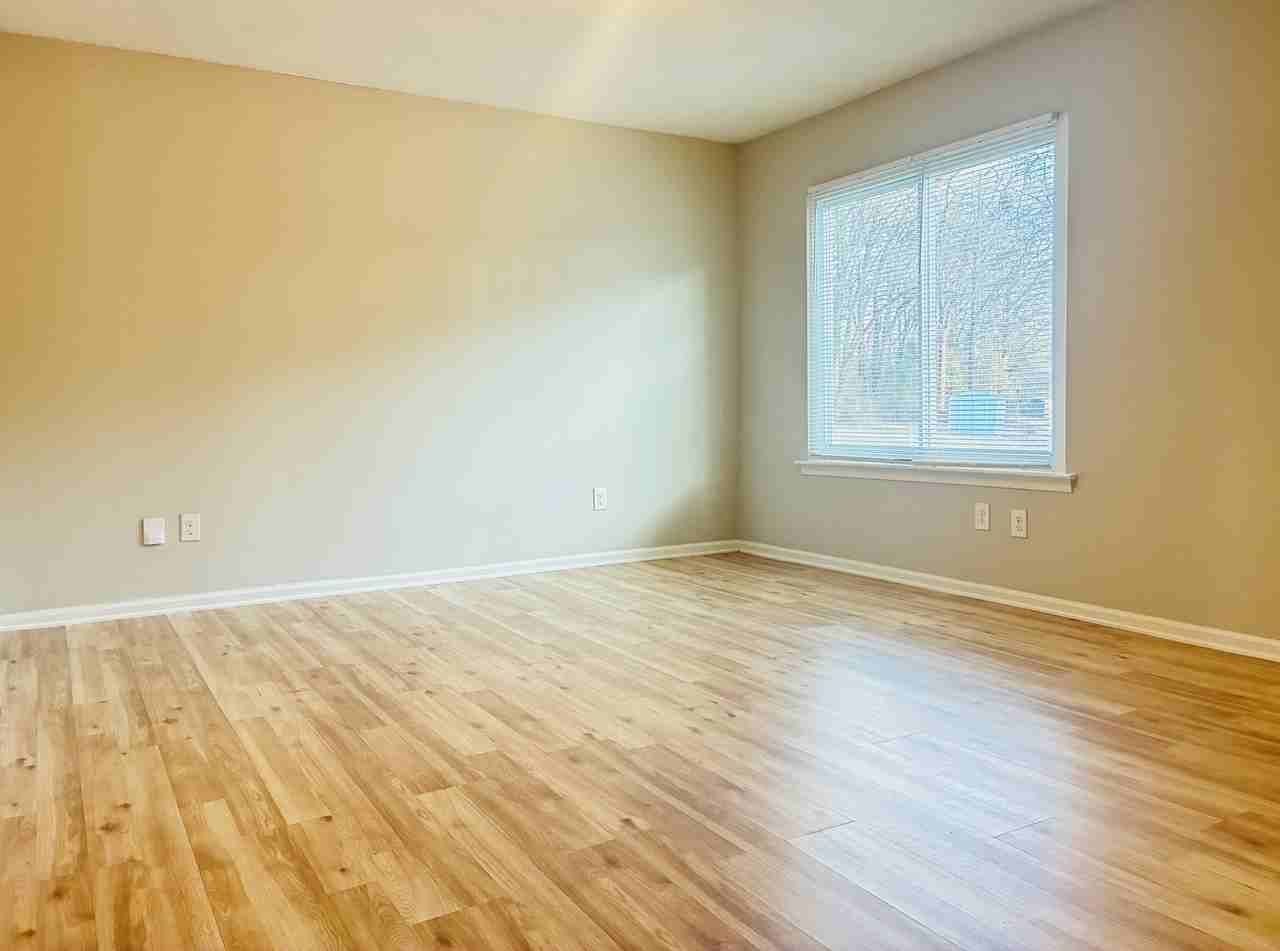 416 Stirrup Ct - Photo 6 of 15