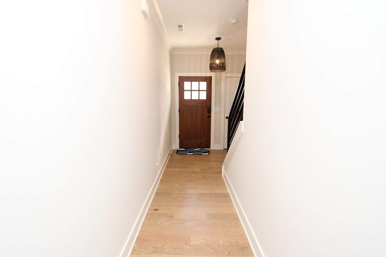 2734 Kerley Cir - Photo 3 of 50