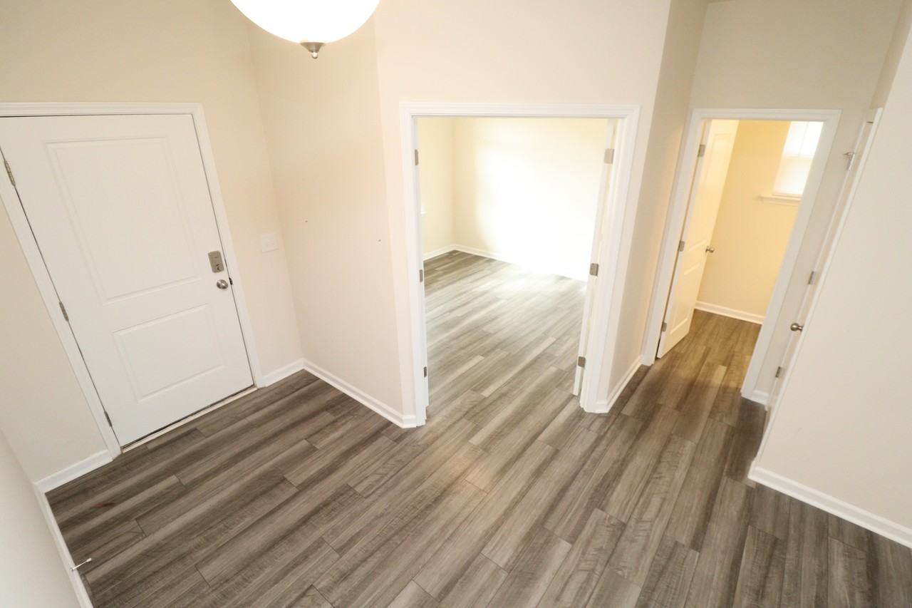 123 Glen Clova Dr - Photo 3 of 49