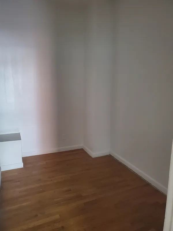 295 Broadway #4R - Photo 4 of 5