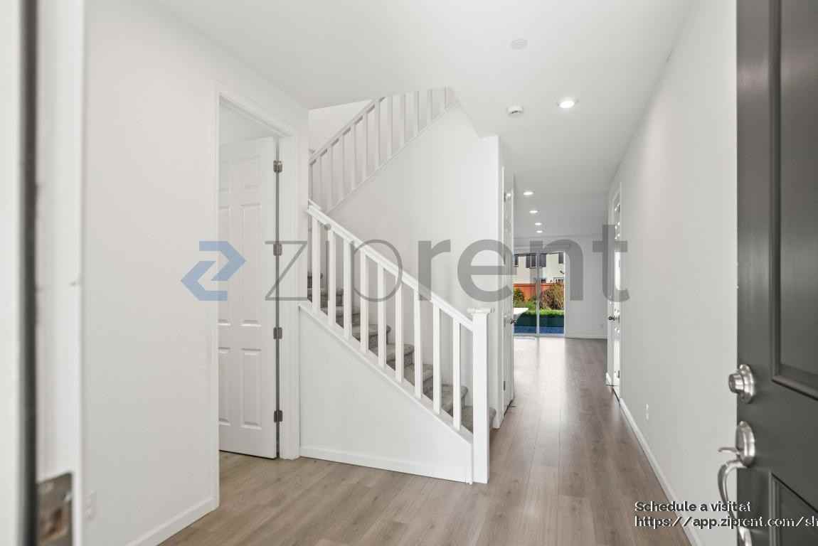 861 Pipit St - Photo 5 of 38