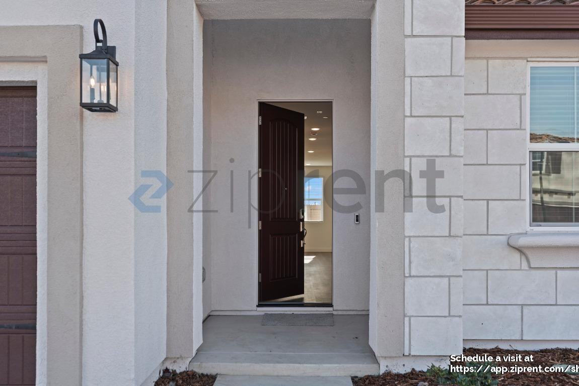 426 Gold Coast Rd - Photo 4 of 40