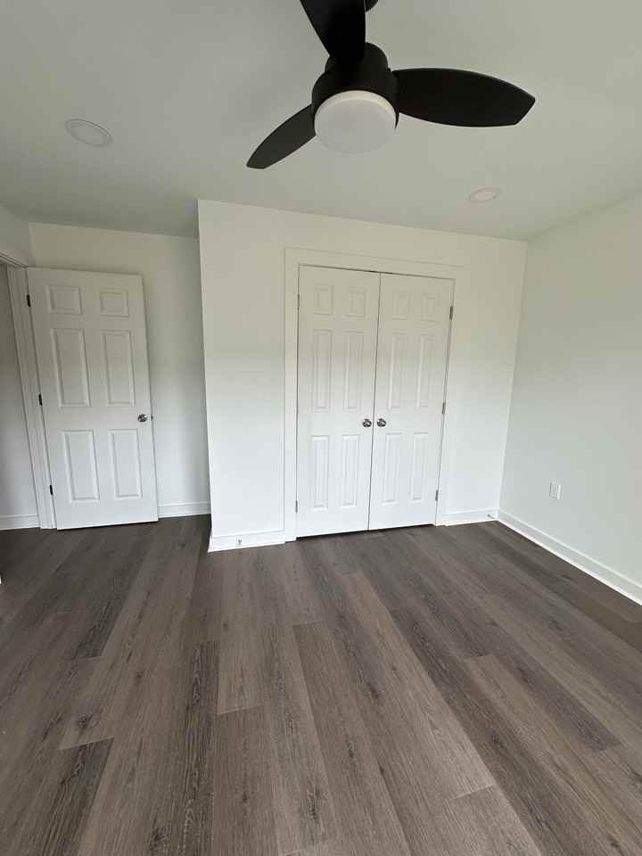 4011 W 24th St #B - Photo 5 of 12