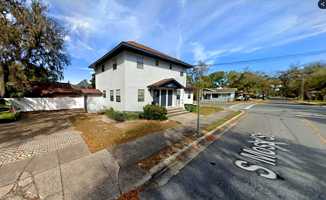 featured image of 101 S Moss St