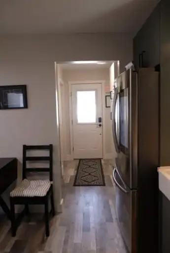 60 Clements Rd E - Photo 5 of 9