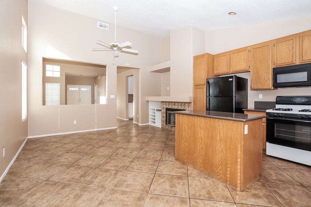 6062 Canyon Gap Dr - Photo 5 of 14