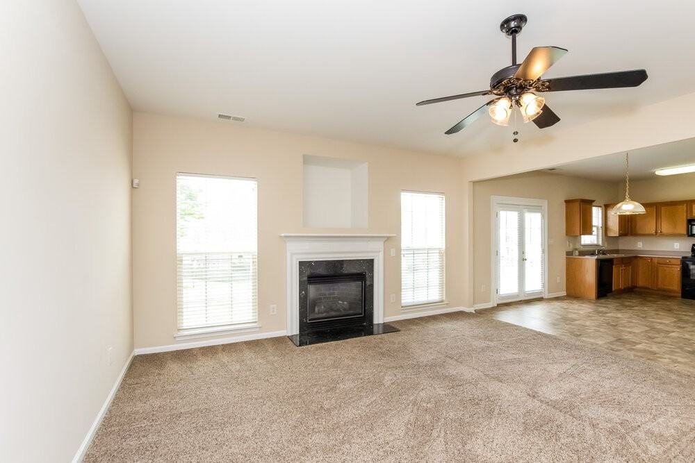 1146 Danbrooke Dr - Photo 6 of 14