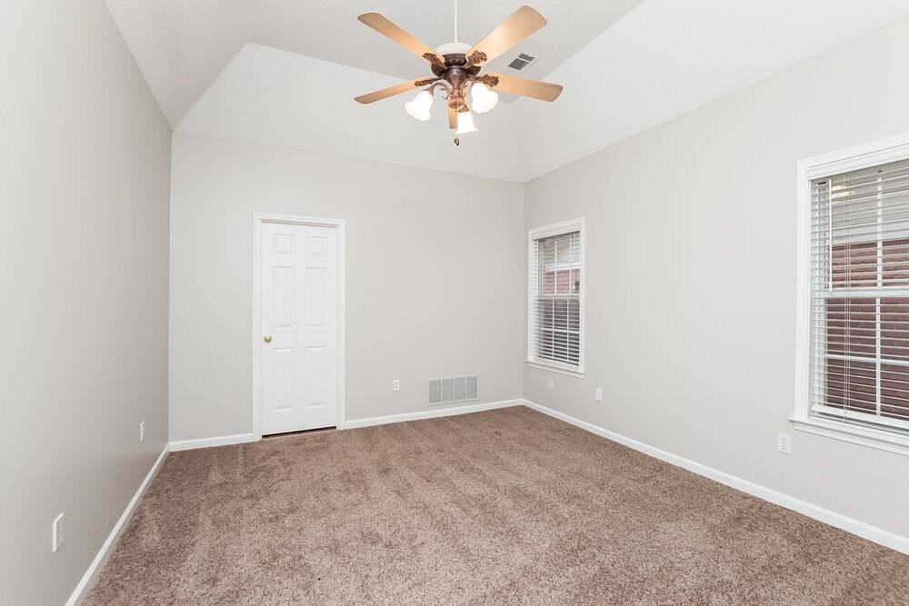 622 Ashley Glen Cir W - Photo 7 of 15