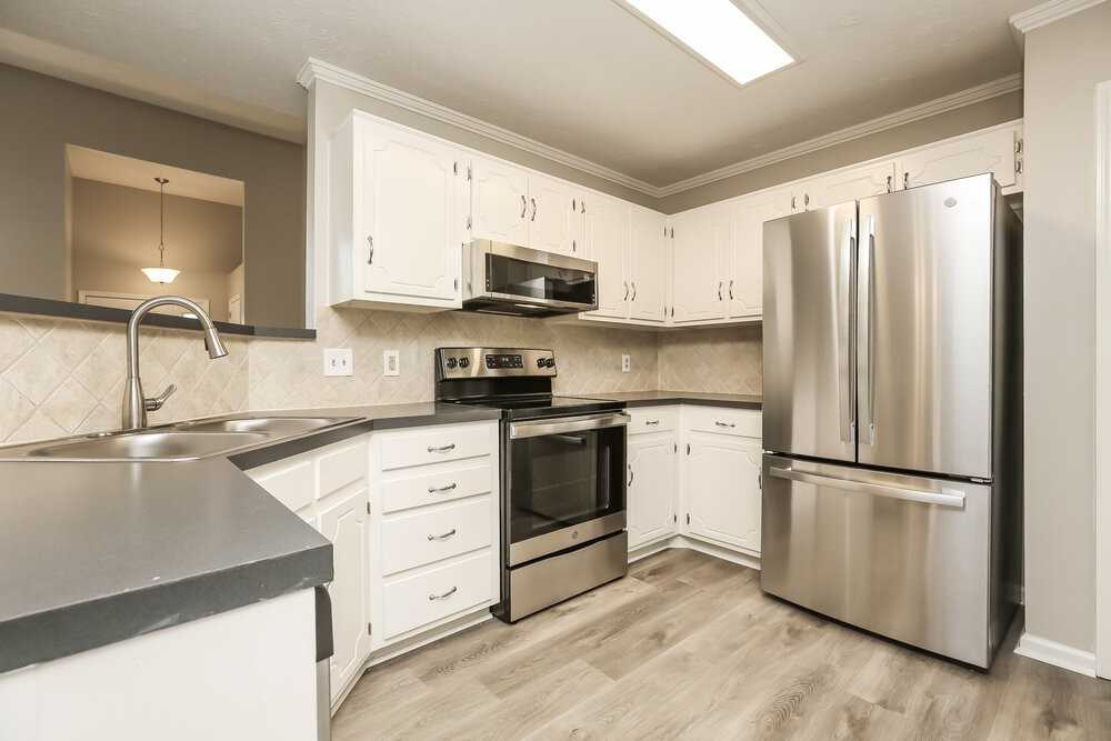 5356 Village Way - Photo 7 of 17