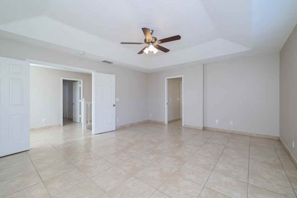 3263 Fairfield Dr - Photo 6 of 17