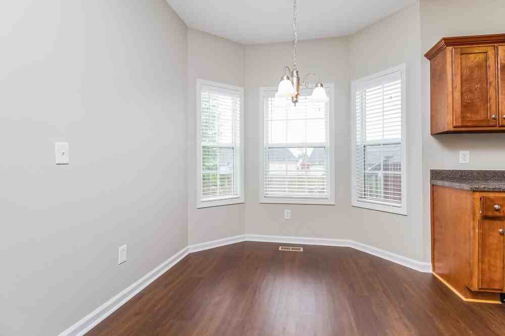 3411 Wellington Pl - Photo 5 of 16