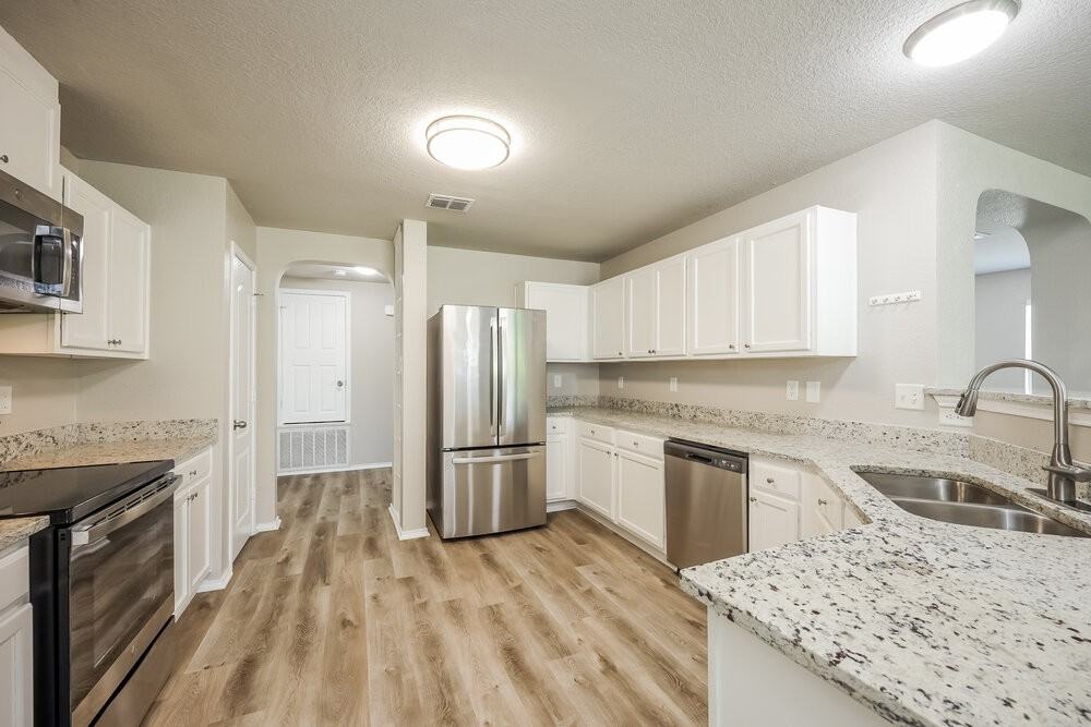 13510 Sundance Scape - Photo 6 of 16