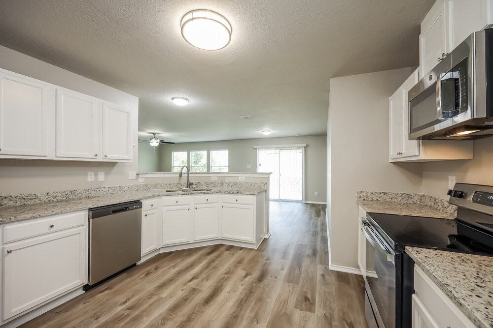 13510 Sundance Scape - Photo 7 of 16