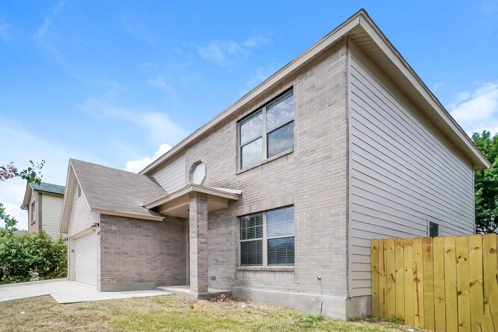 14430 Bowhill Gln - Photo 2 of 17